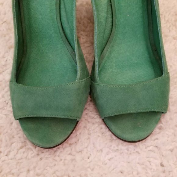 Michael Kors Suede Kelly Green Peep Toes 8 - Picture 8 of 10
